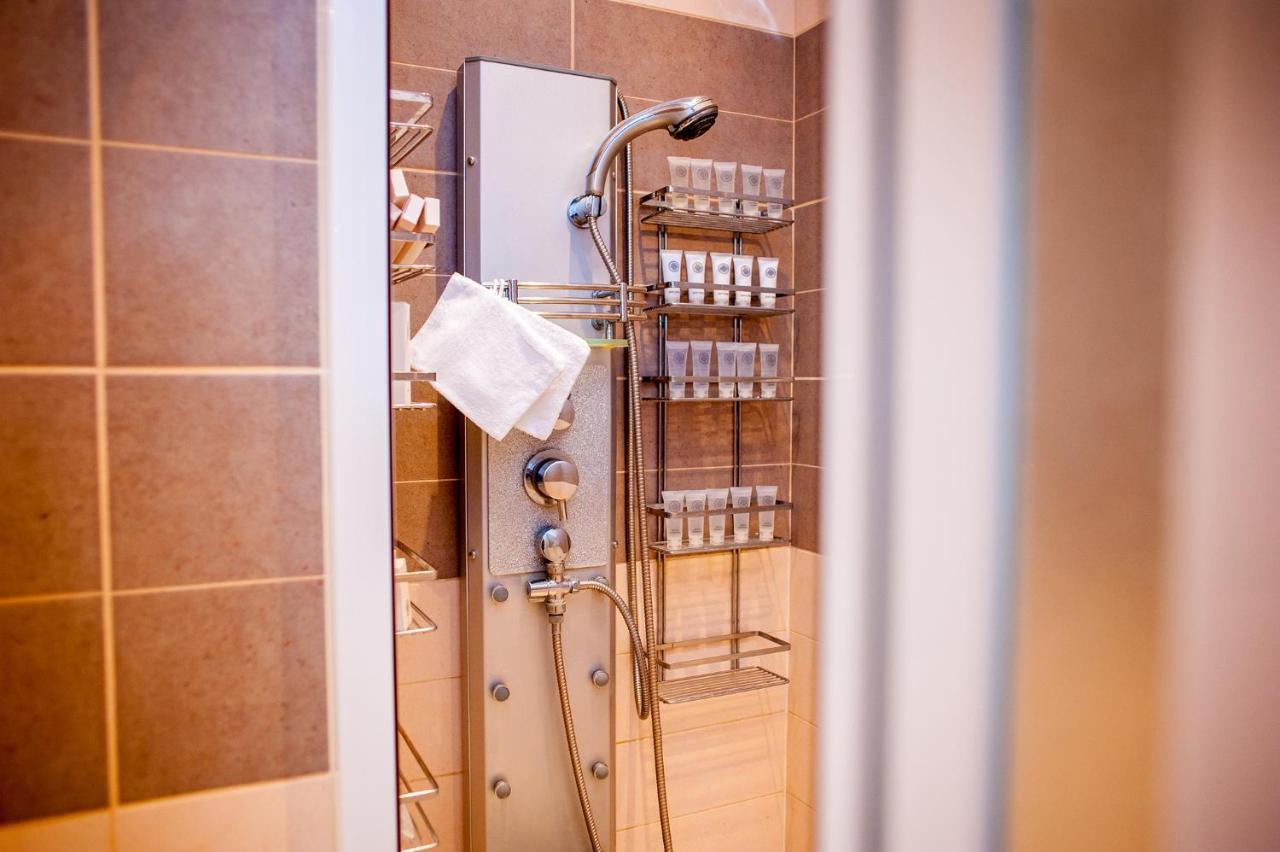 Skyhouse Riga Amazing Penthouse And Spa Bagian luar foto