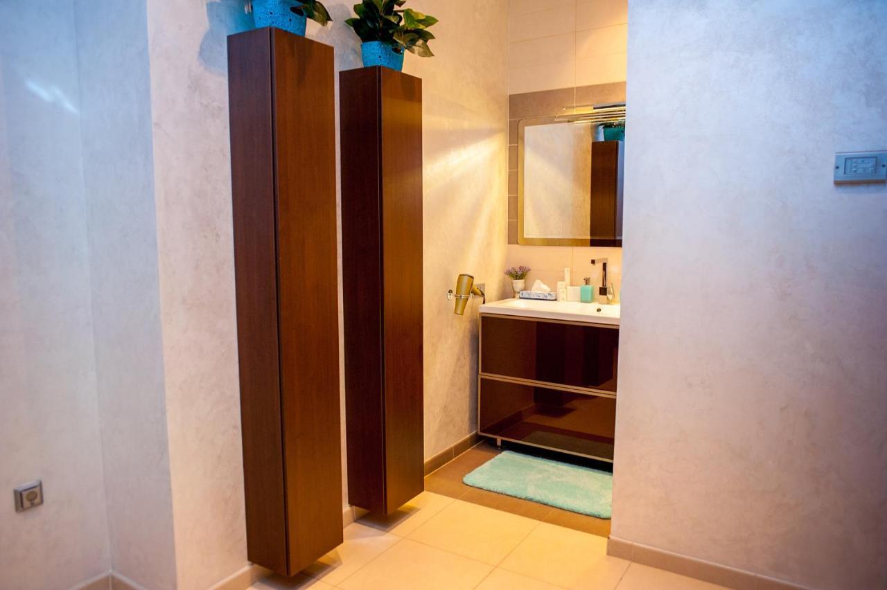 Skyhouse Riga Amazing Penthouse And Spa Bagian luar foto