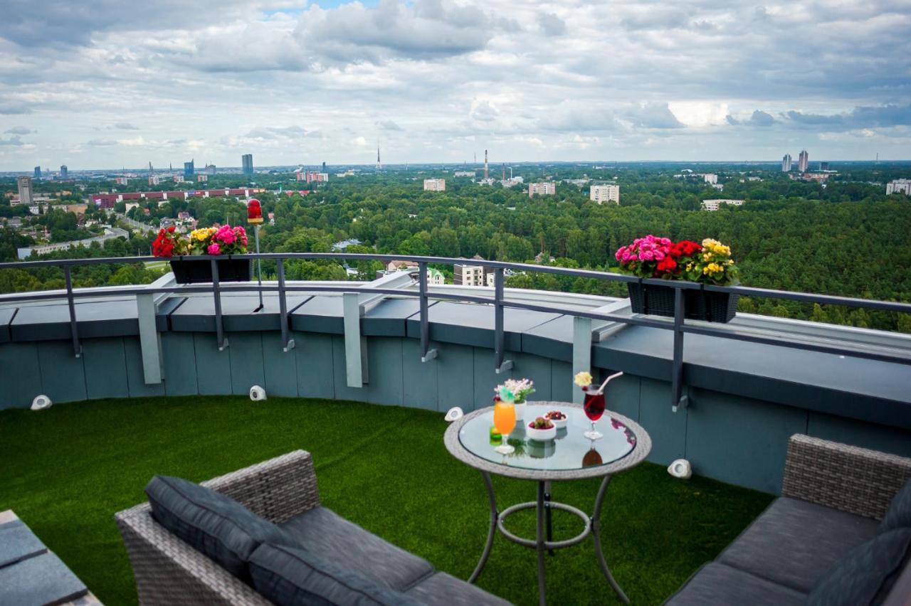 Skyhouse Riga Amazing Penthouse And Spa Bagian luar foto